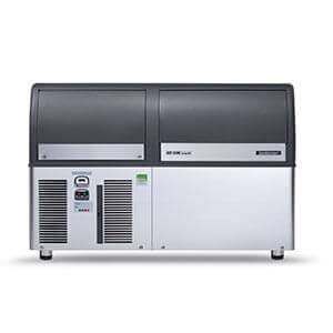 145 KG/24 HRS SELF-CONTAINED <br> SUPER CUBE ICE MACHINE <br> By Scotsman